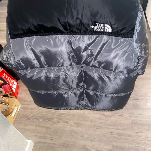 Northface coat - Picture 2 of 2